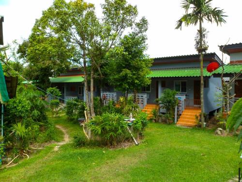 Chalong House | Bonus Bungalow