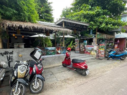 Jaidee Bamboo Huts | Old City