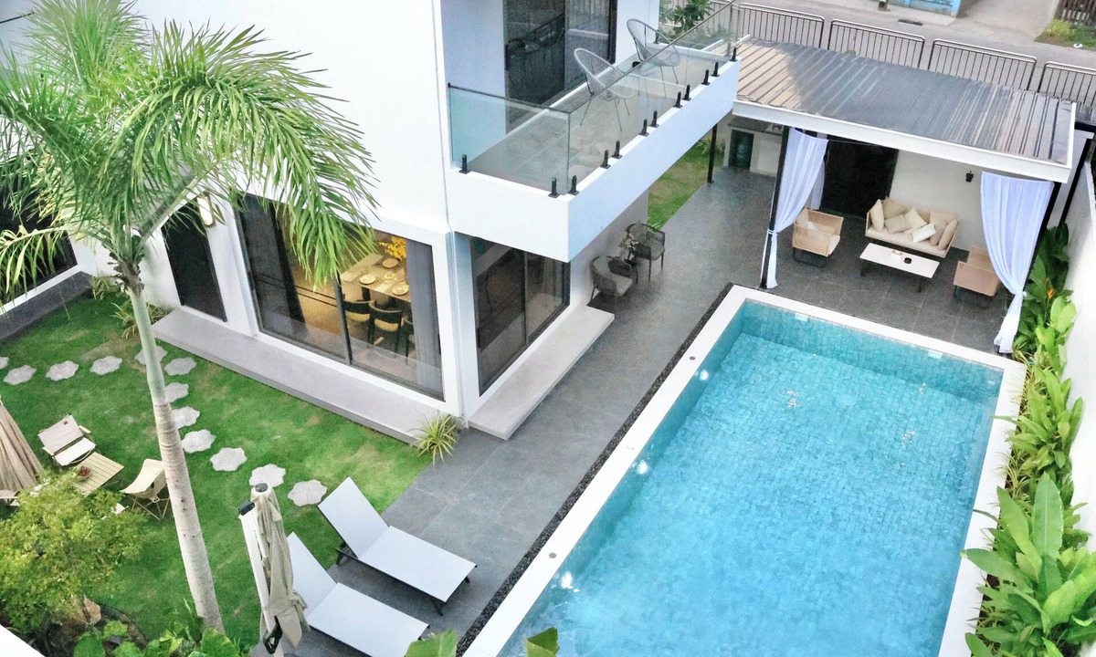 Wat Ket House | Brand new luxury pool villa in Chiang Mai, 5 bedrooms 6 bathrooms, near the City