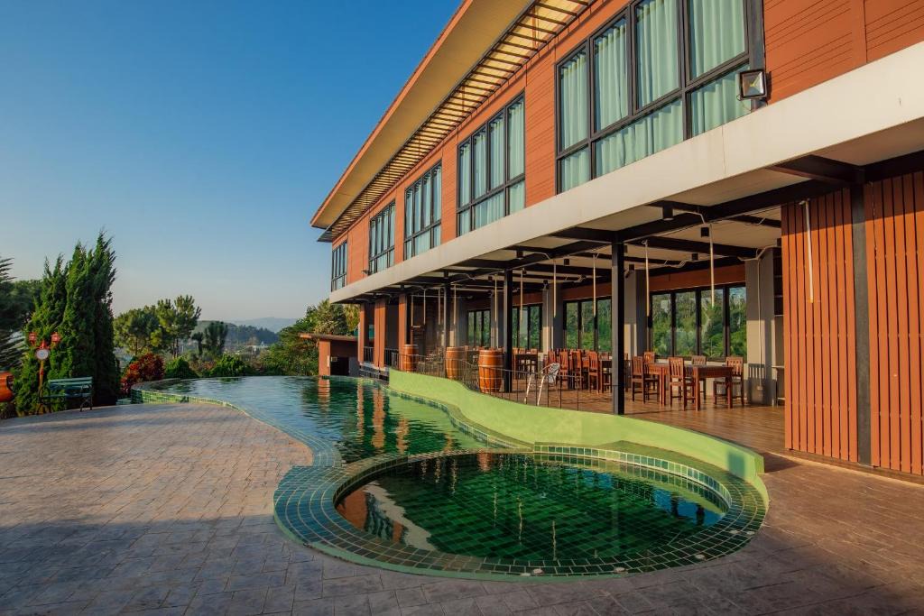 Khaem Son Resort | Breezehill Khao Kho Hotel