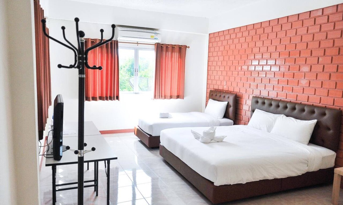 Chanthaburi Hotel | Budsarakam Place Hotel