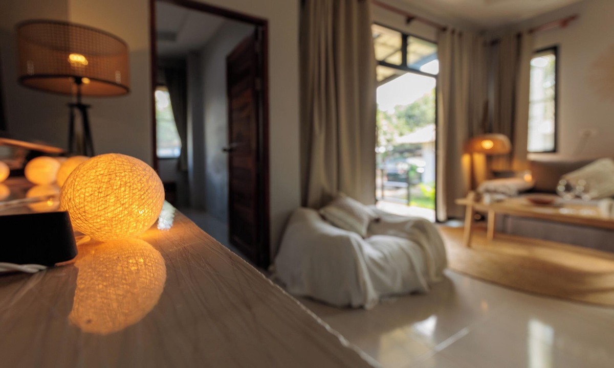 Thong Sala House | Casa Eden Thong Sala Center 2BR 4K TV AC