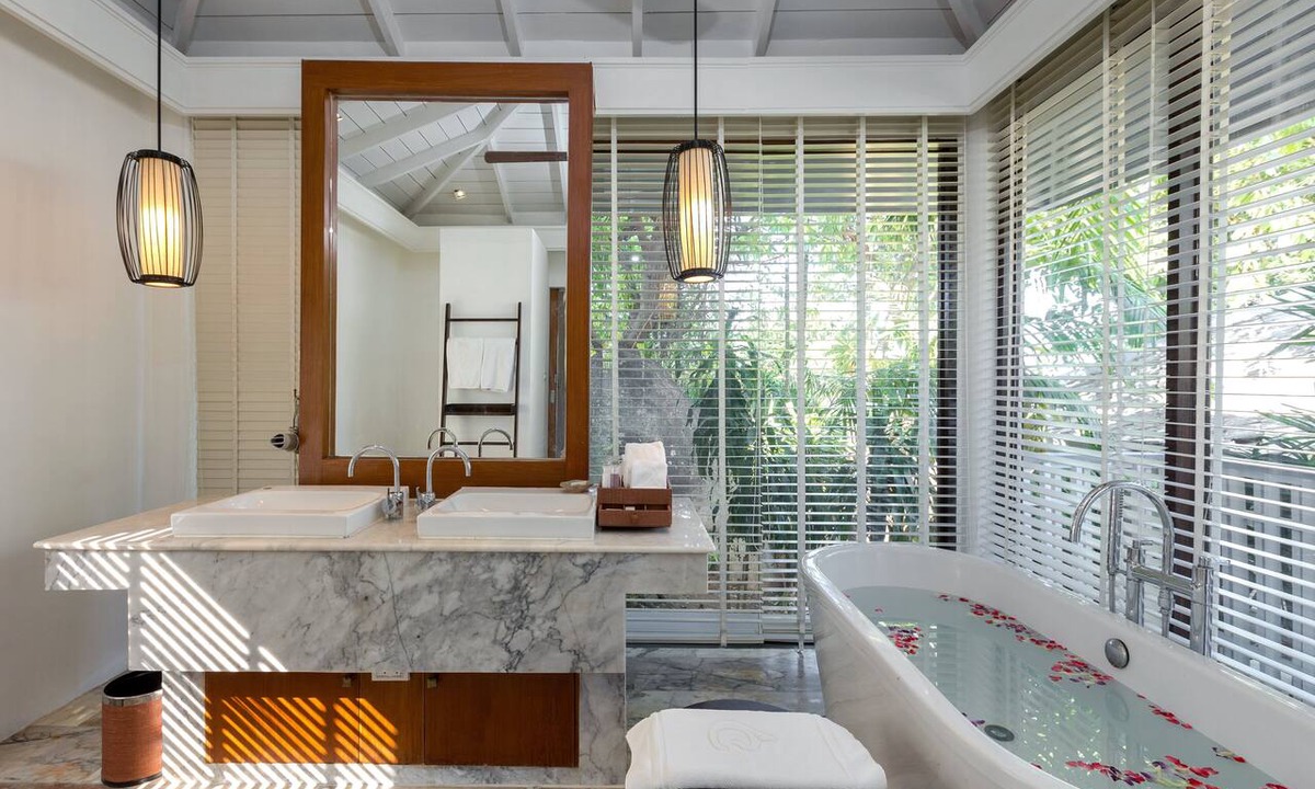 Hua Thanon Hotel | Centara Villas Samui
