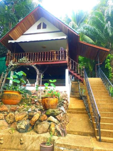 Thong Krut Ski Chalet | Chalet Leam Sor