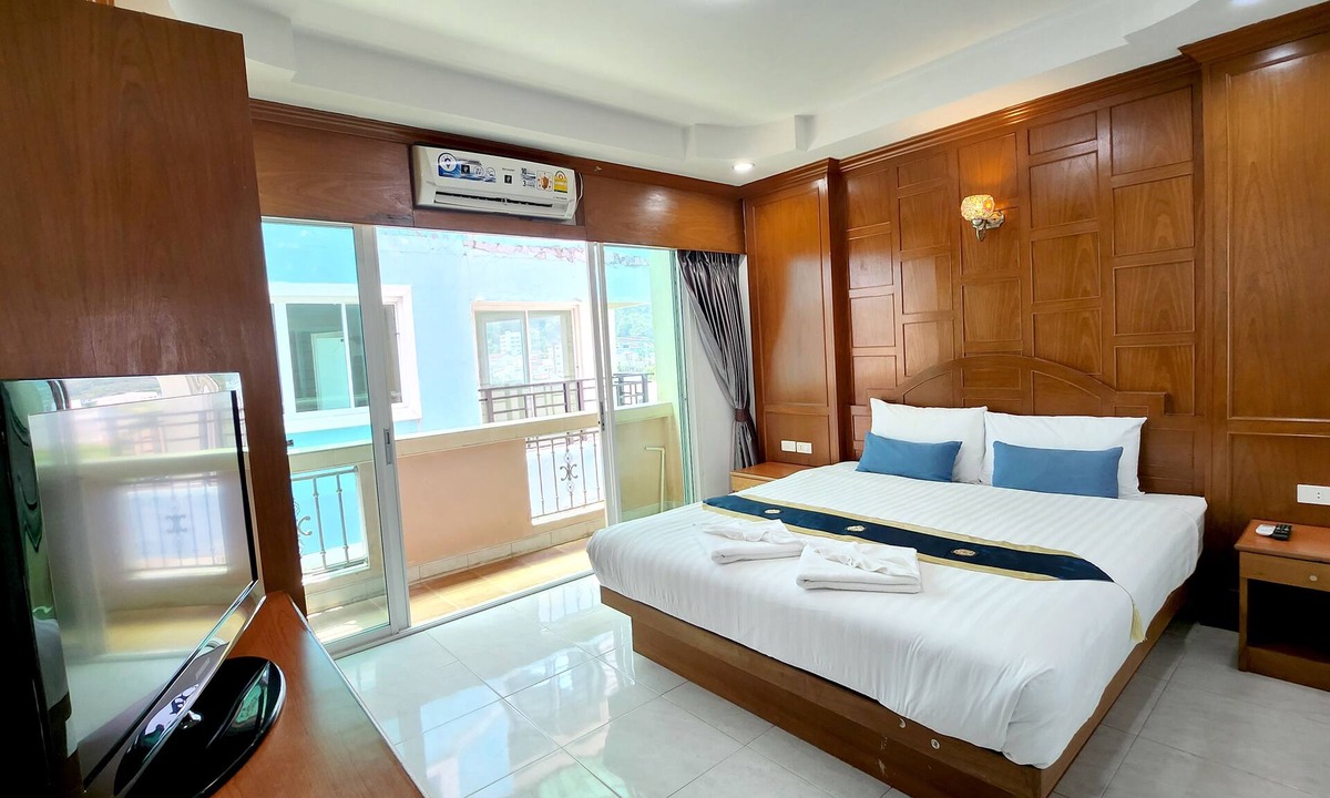 Patong Hotel | Chalita House
