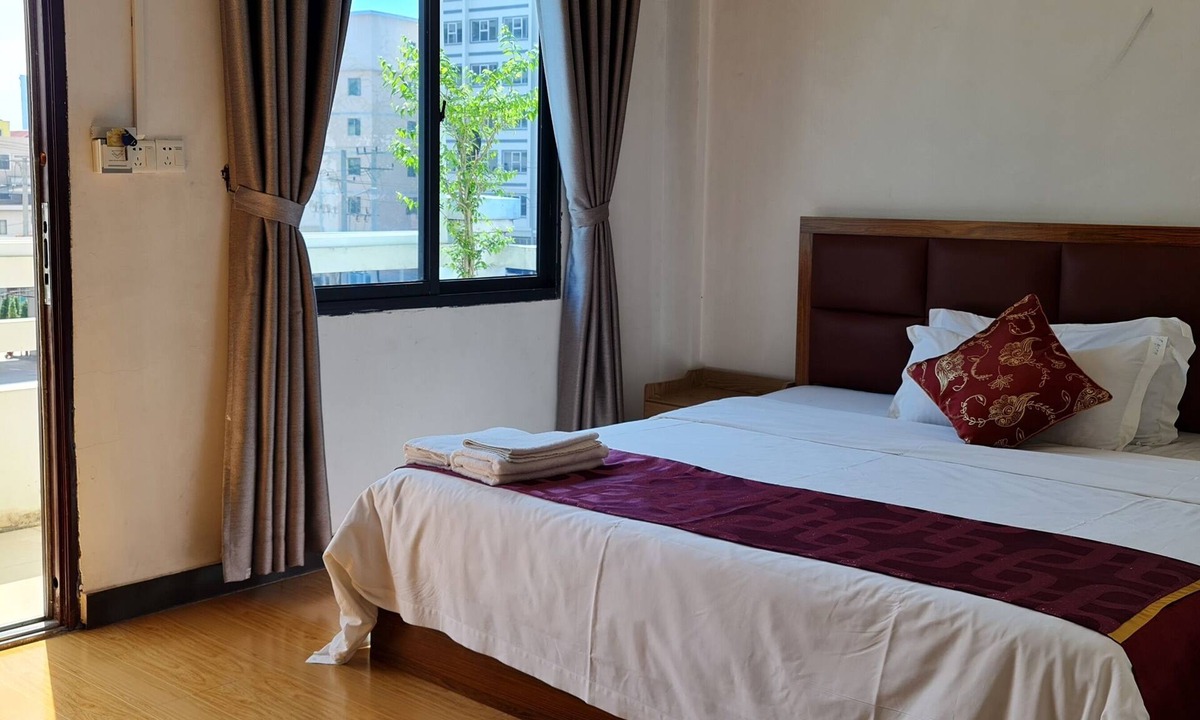 Mittakpheap Hotel | Chan&Both guesthouse