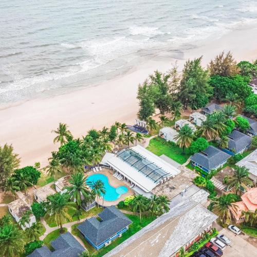 Khlong Khut Hotel | Chaolao Tosang Beach Hotel
