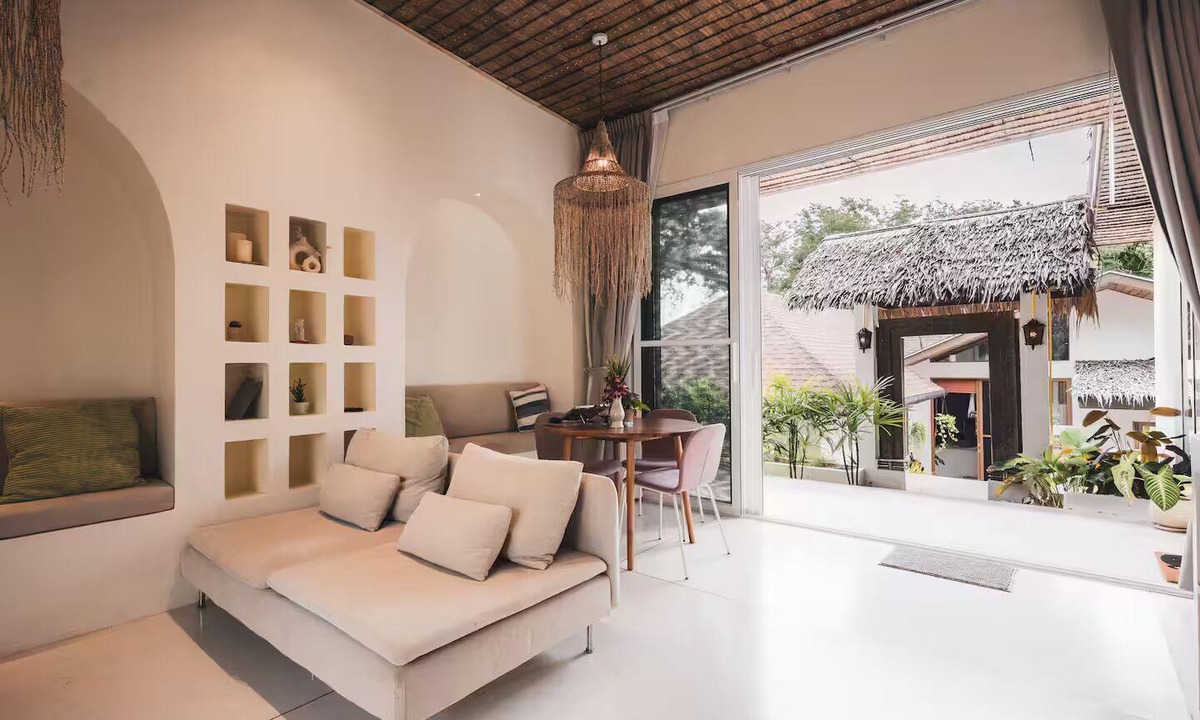 Haad Pleayleam House | Charming 2-BR Seaside Haven