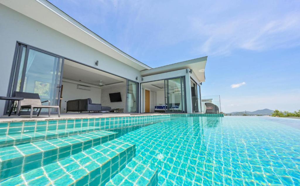 Maret Villa | Chaweng noi Seaview villa with 5 bedroom