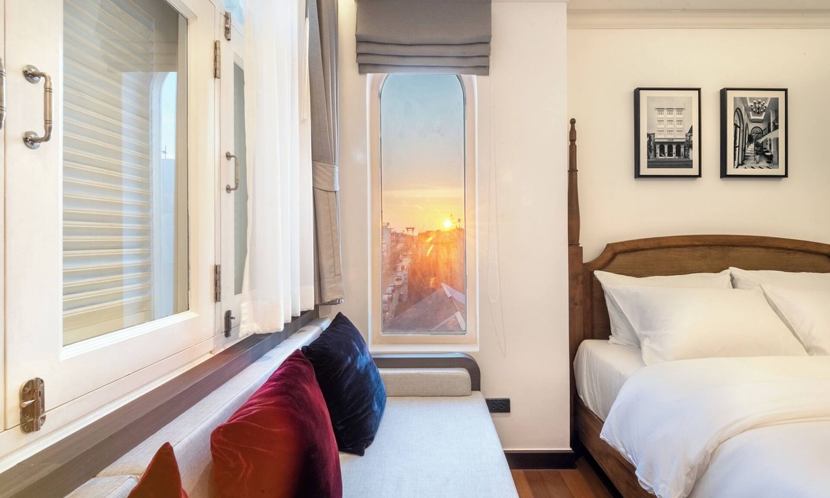 Samran Rat Hotel | Cherie Bangkok Boutique Hotel