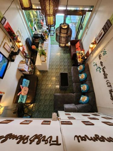 Sri Phum Hostel | Chiangmai First House & Tour