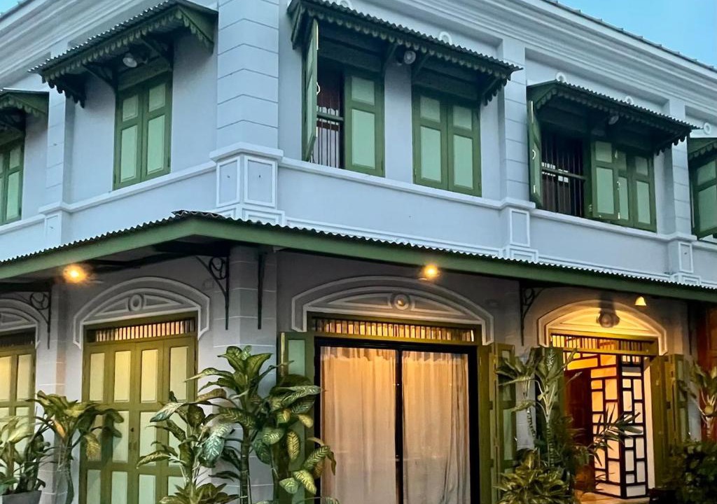 Chakkrawat Apartment | Churs Garden Entire House