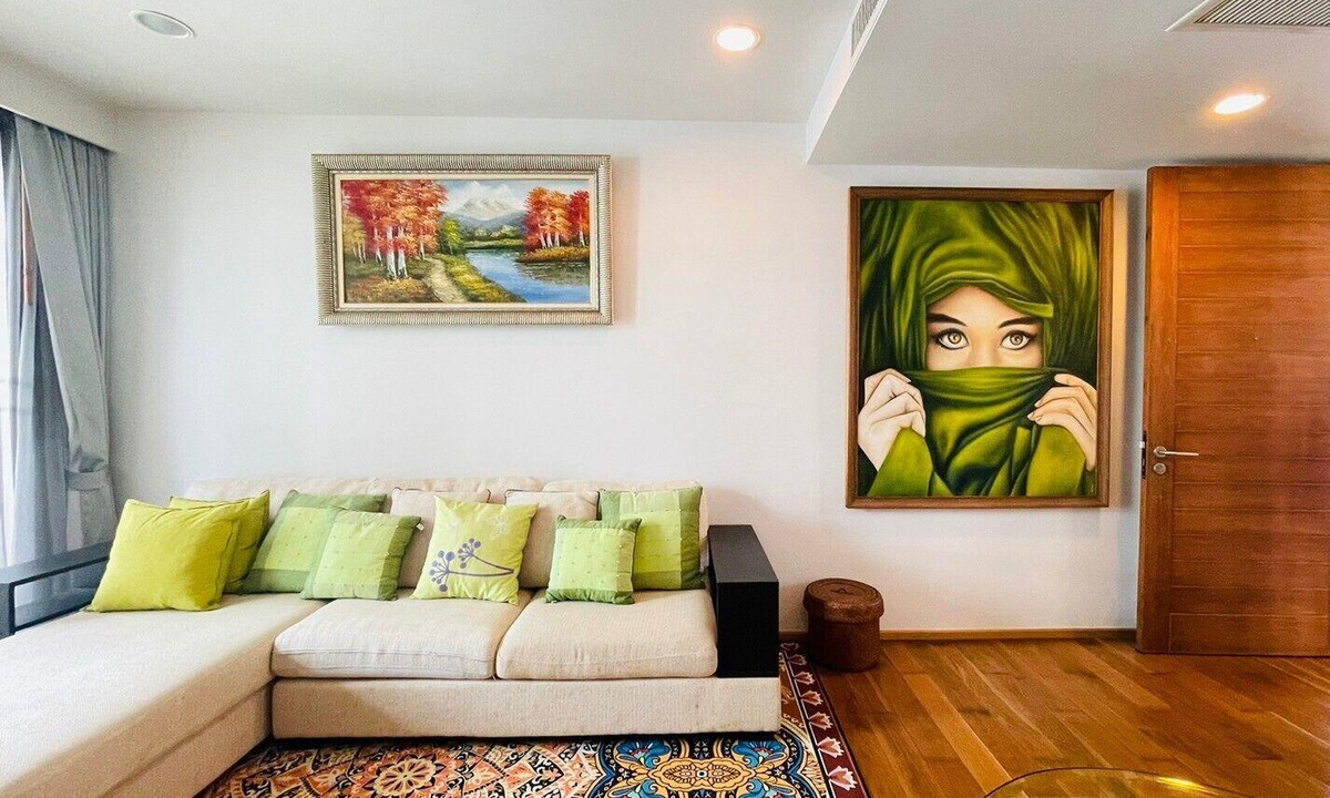 Khao Tao Condo | Conveniently situated in the center of Huahin. Nice decoration.