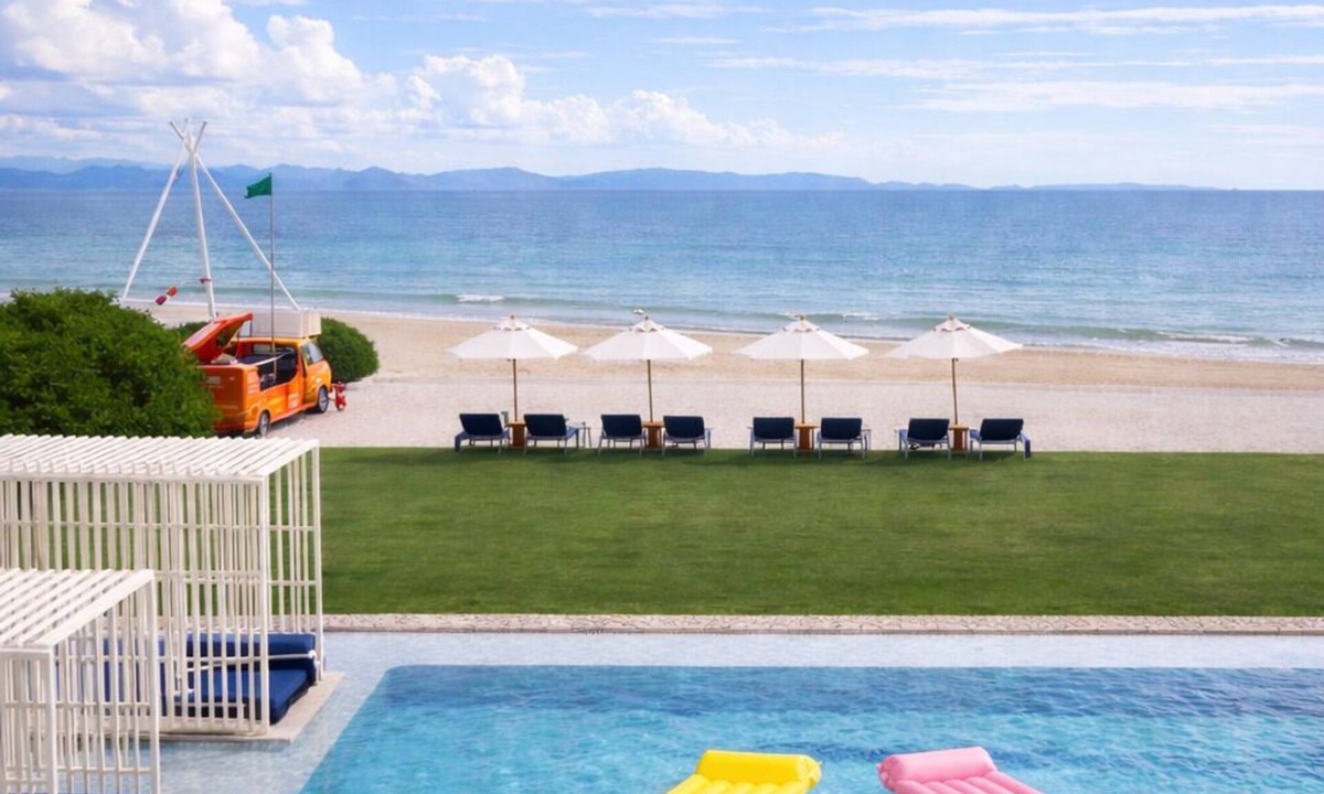 Na Chom Thian Apartment | Corner Sea View Balcony Condo | King Bed | 1min to Private Beach