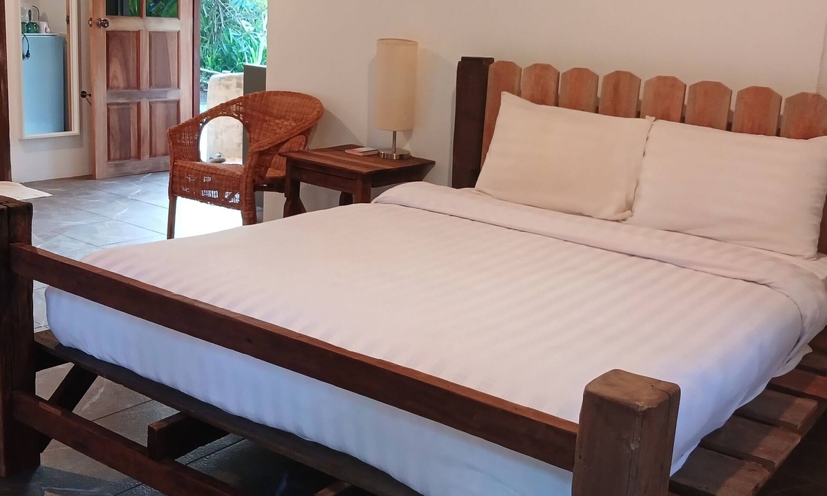 Huai Sai Hotel | Country Retreat