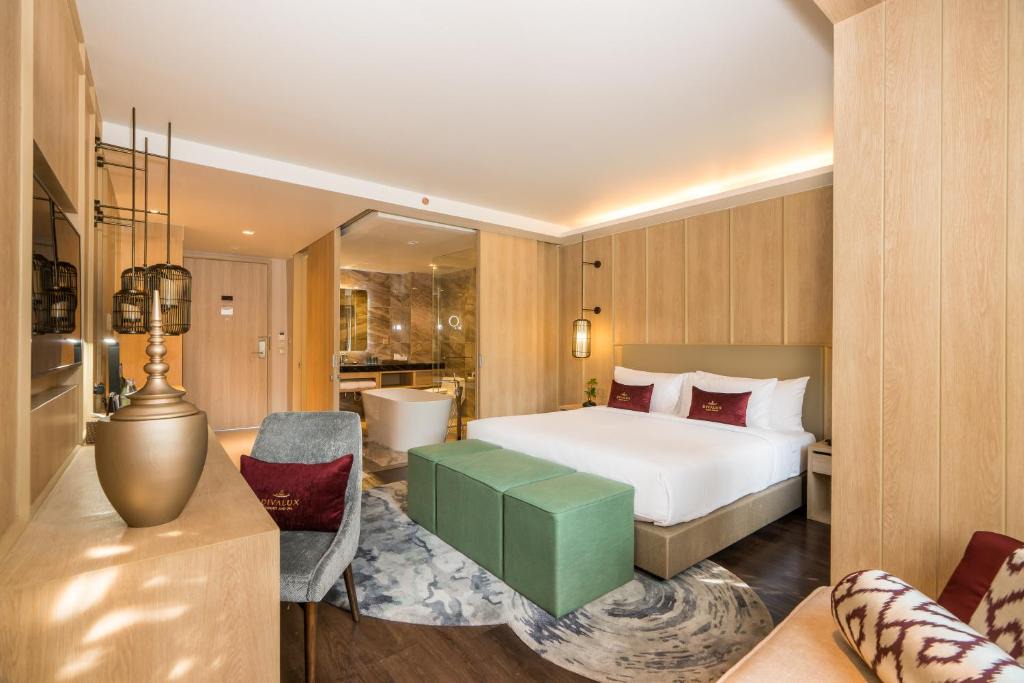 Srisa Chorakhe Noi Hotel | Divalux Resort & Spa Bangkok, Suvarnabhumi Airport-Free Shuttle