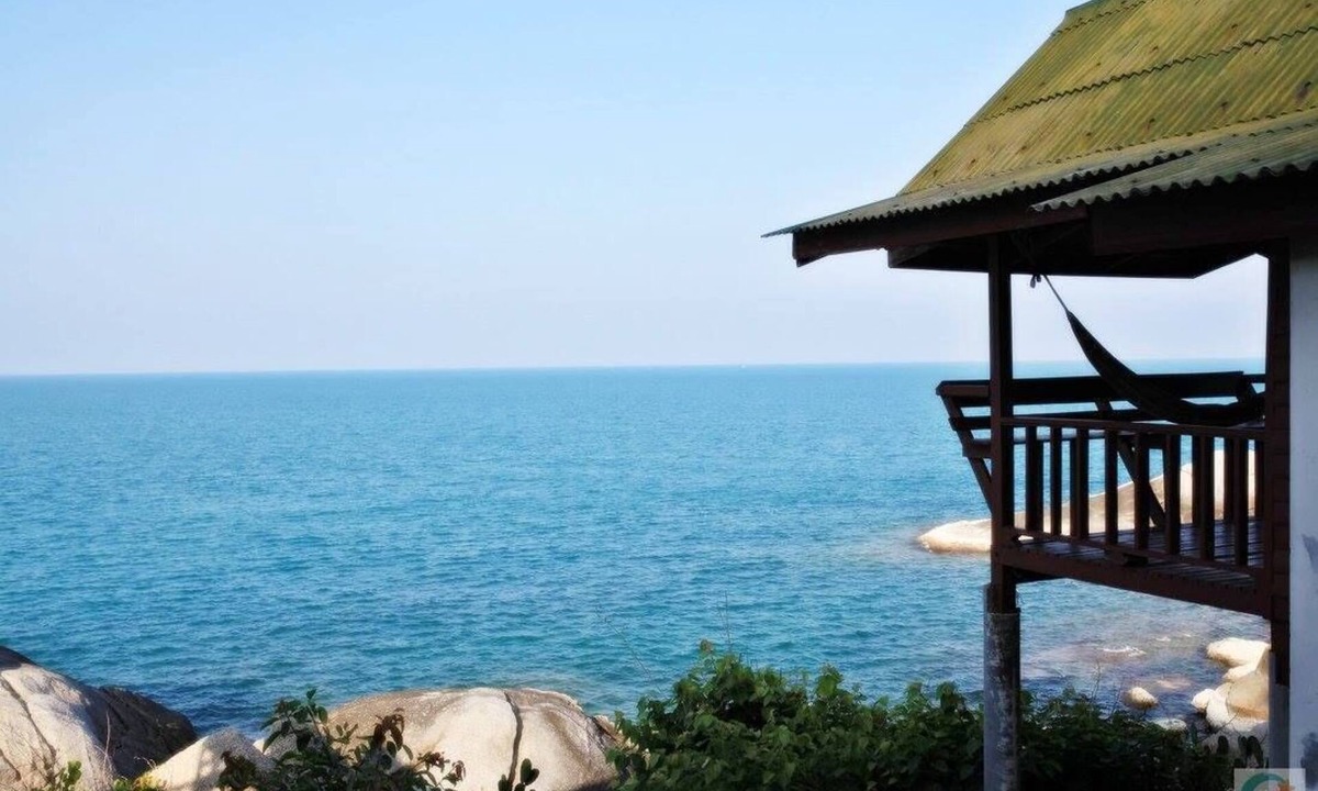 Baan Tai House | Double Bed, Fan Bungalow with Seaview
