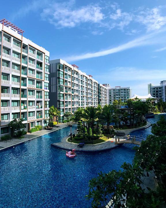 South Pattaya Apartment | Dusit Grand Park Pool View Room