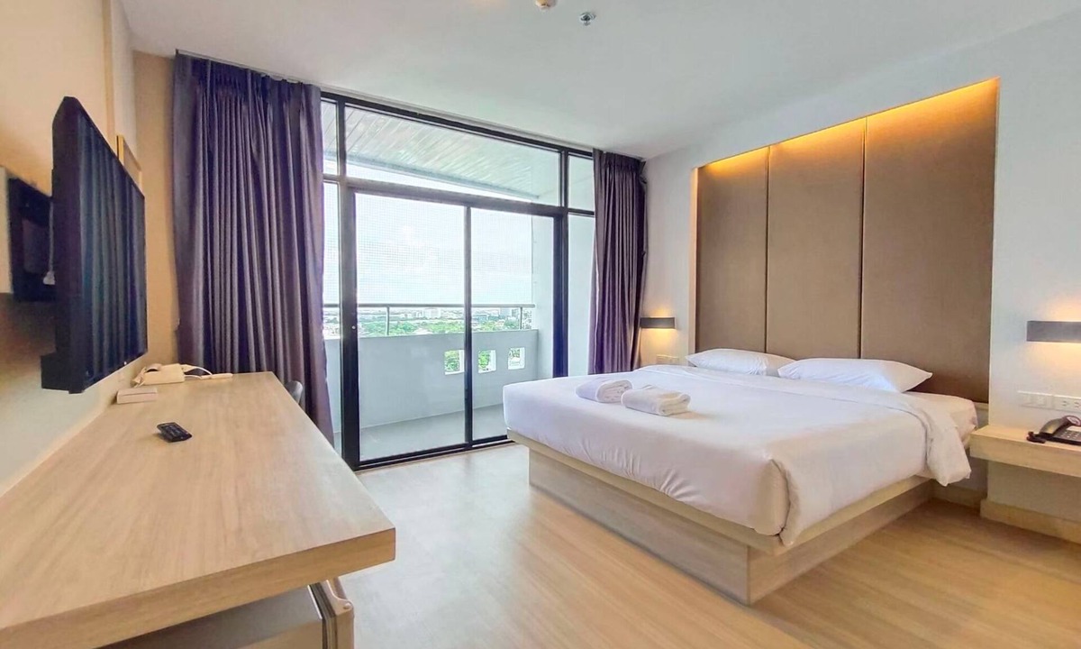 Talat Bang Khen Hotel | Ebina House