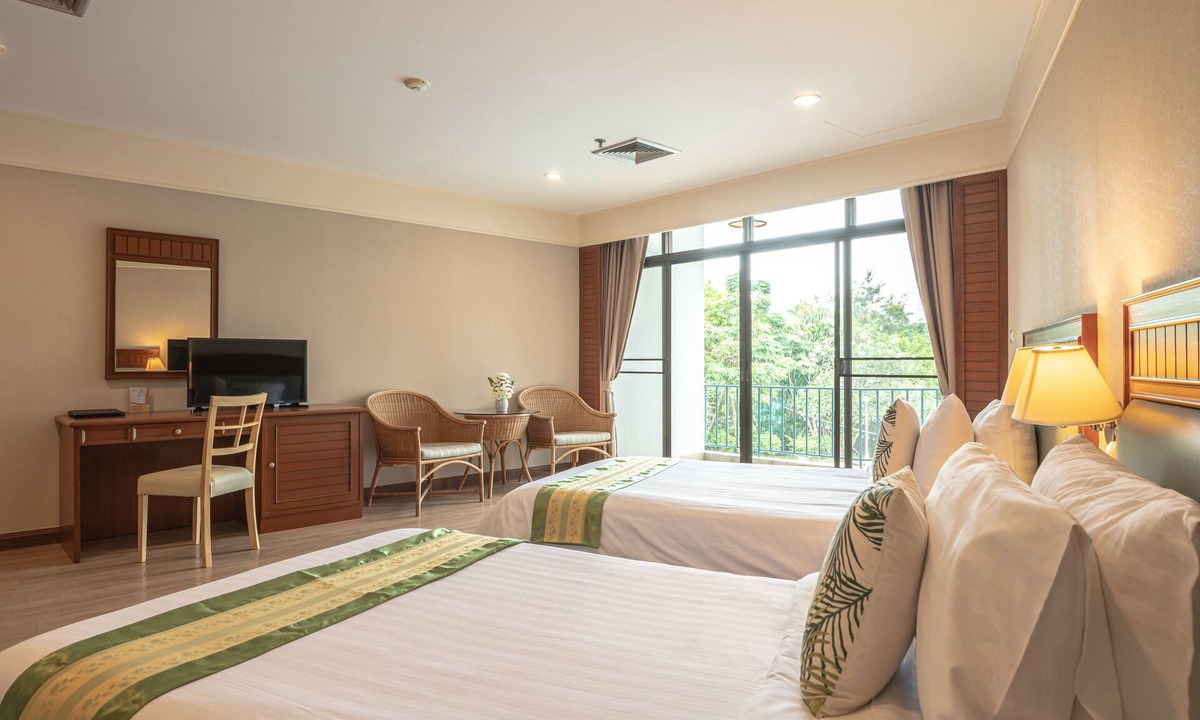 Pong Hotel | Eco Hotel by Thammasat