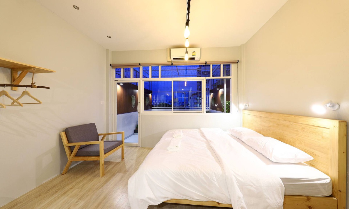 Siriraj Hostel | Ekanake Hostel