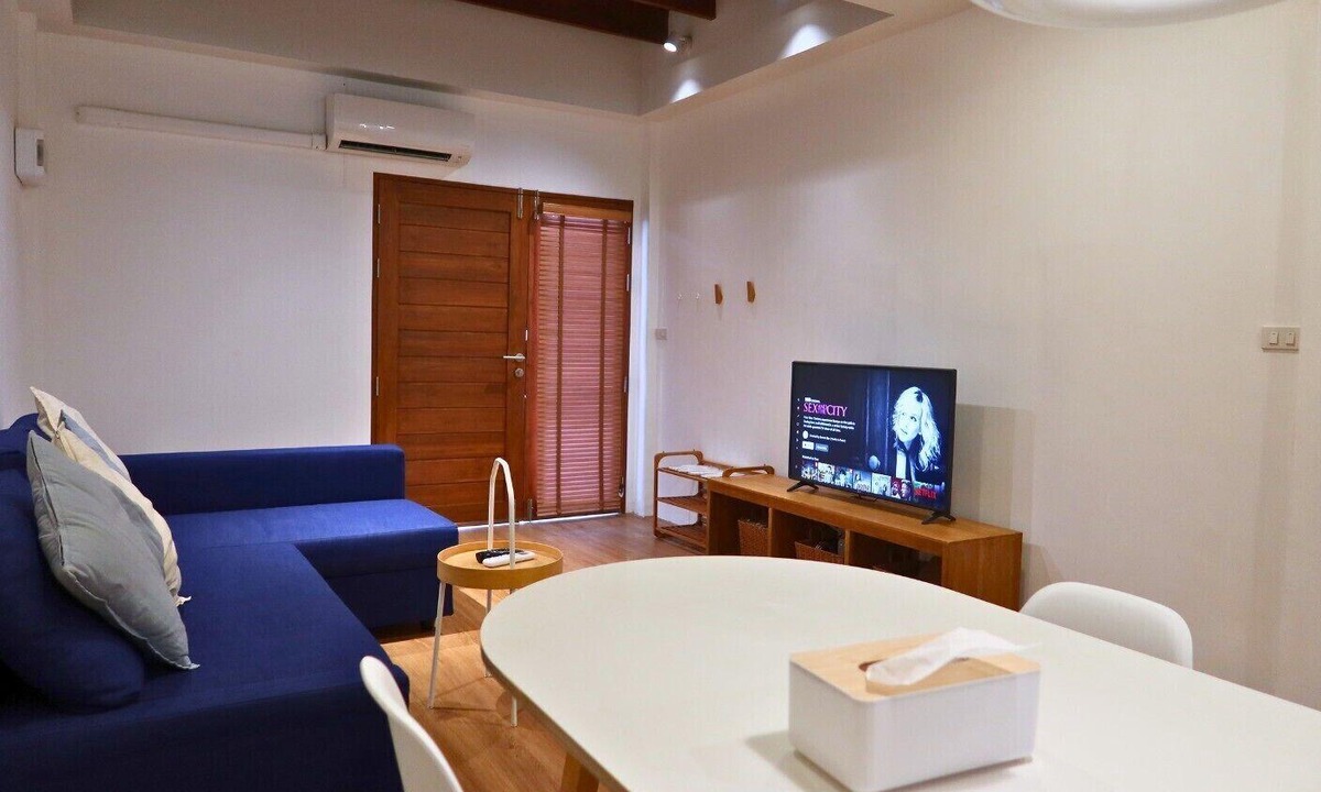 Sri Phum House | Entire home in Chang Phueak, 5 mins to Old City.