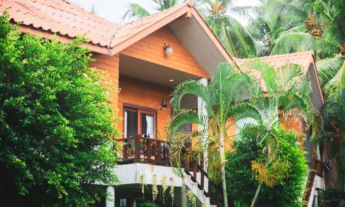 Thong Sala House | Entire Private House 2BR - Heart of Thong Sala