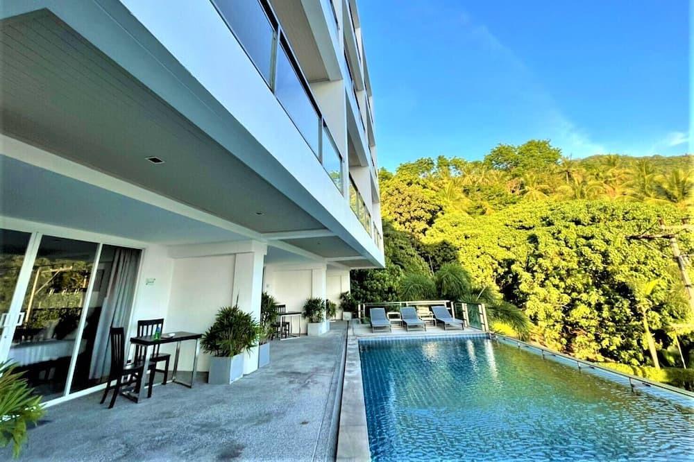 Kathu Apartment | Eye-Opening 1 Br Seaview Suite w/high speed wifi
