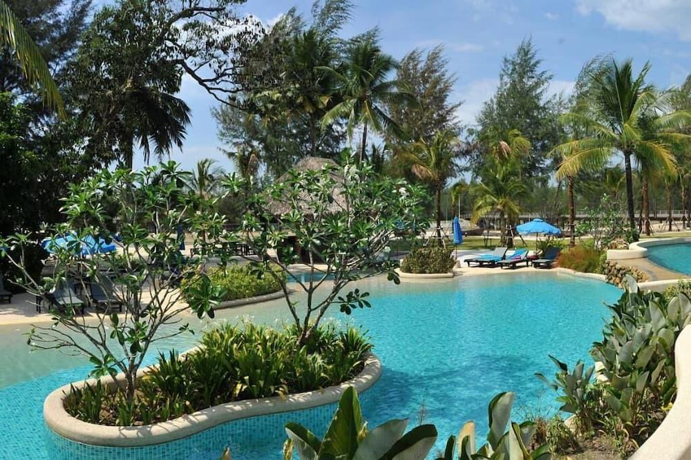 Khao Lak Resort | Family Deluxe Resort Stay AR#9