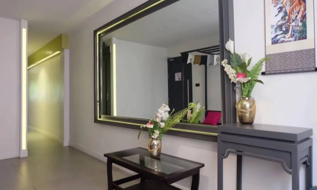 Talat Noi Hostel | Four Sisters Hostel
