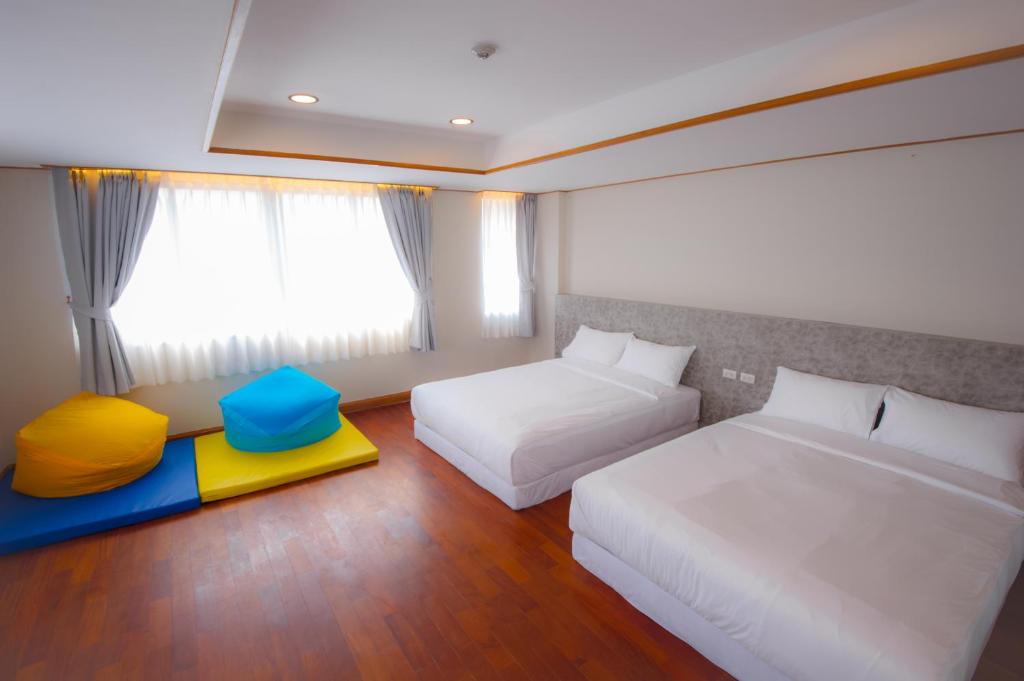 Pathumwan Hostel | Glur Central Pratunam