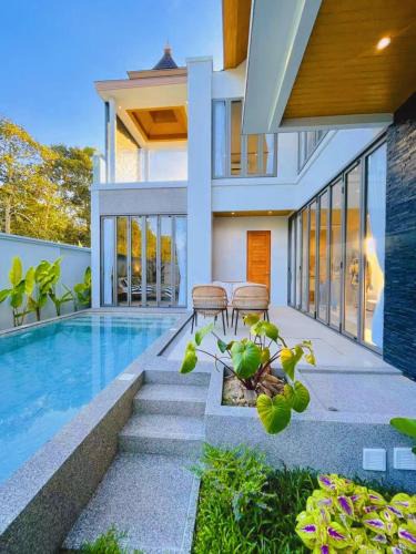 Ban Mut Dok Khao Villa | Golden Andes 豪华度假别墅