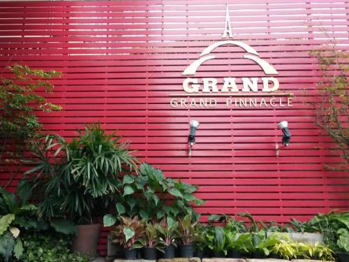 Lat Krabang Hotel | Grand Pinnacle Hotel
