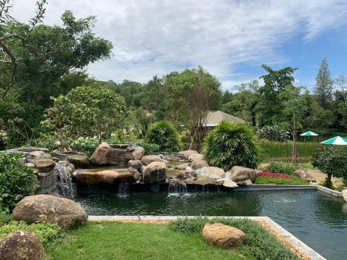 Hua Hin Resort | Greenfield Valley Fishing Resort