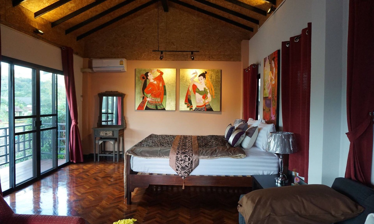 Fang Hotel | Gumbie House