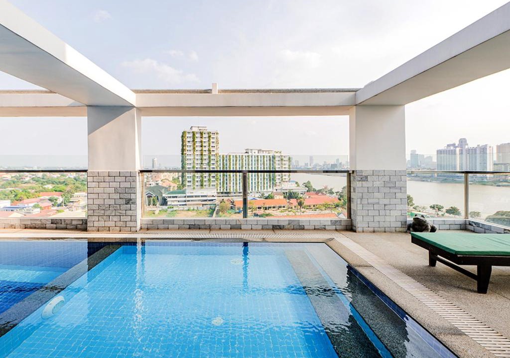 Ruessei Kaev Hotel | H Resident