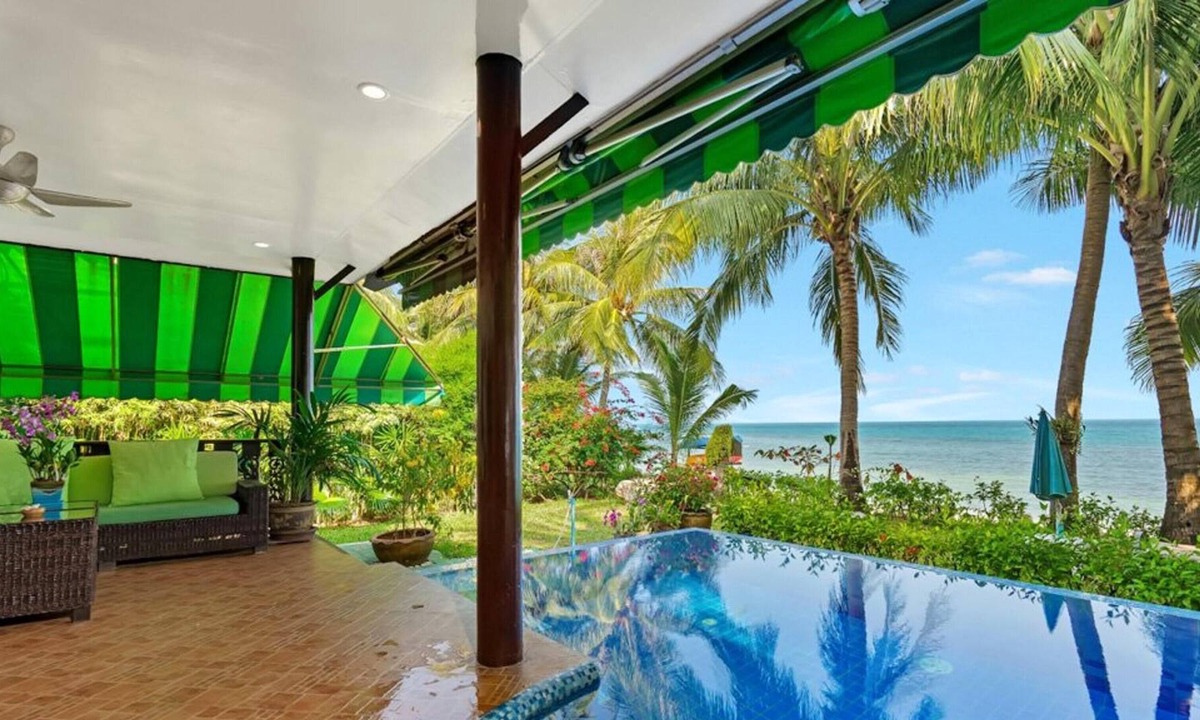 Bang Po Villa | Homerez - 30 m away from the beach! Amazing villa for 6 ppl. with swimming-pool