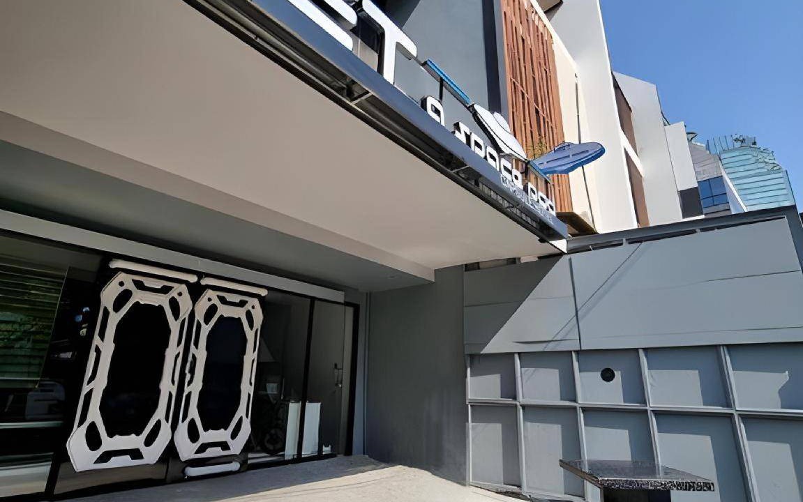 Asoke Hostel | Hostel ∙ 2 guests