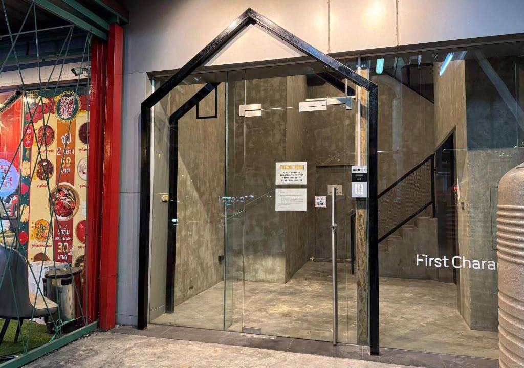 Khlong San Hostel | Hostel ∙ 8 guests
