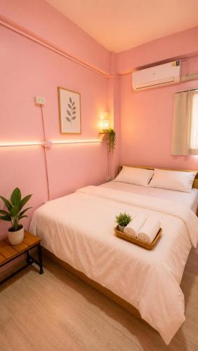Uruphong Hostel | Hostel In The City