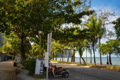 Ao Nang Hostel | iRest Ao Nang Seafront