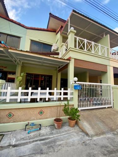 Kata Villa | Kata Beach Townhouse 3