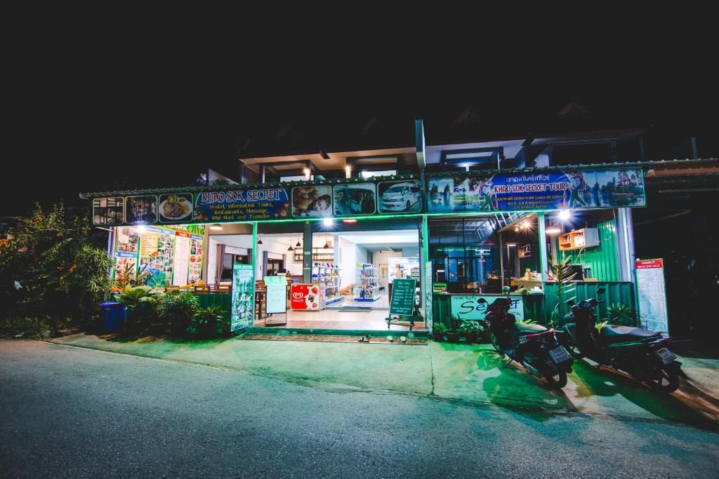 Hostel | Khlong Sok