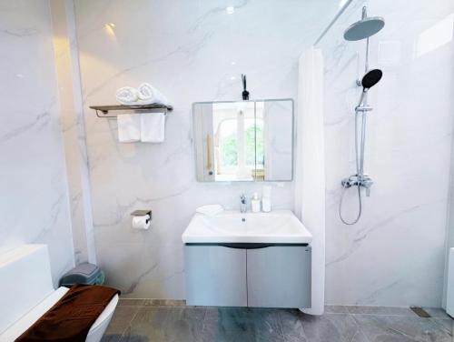 That Phanom House | Kharin Guest House