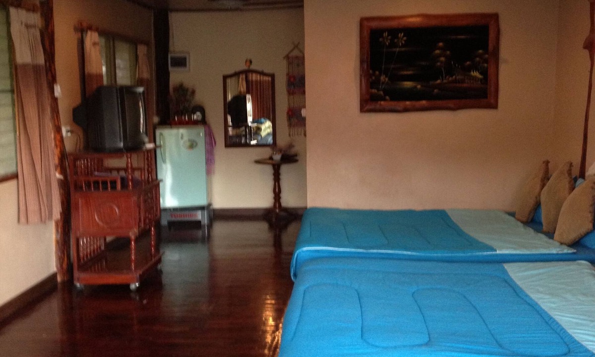 Wang Nam Khiao Hotel | Klong Sai Hills Resort