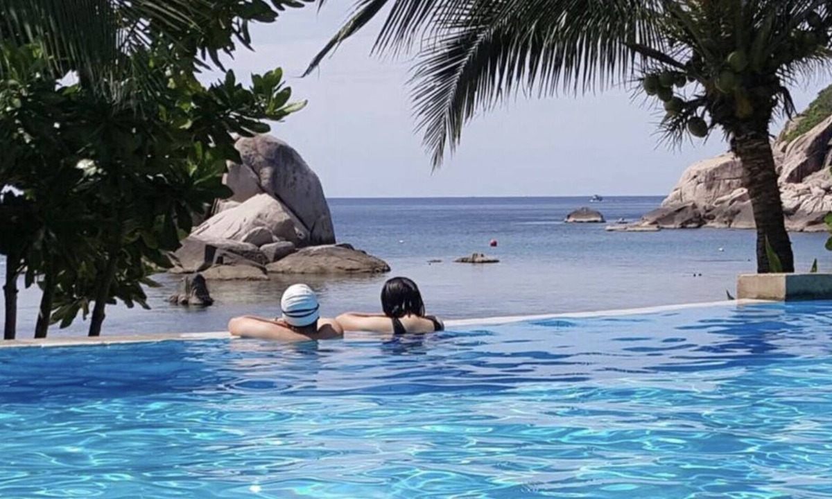 Koh Tao Cottage | Koh Tao Cottage tropical garden A/C with ABF