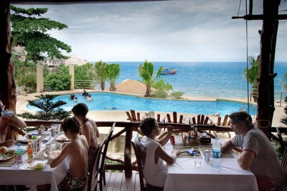 Koh Tao Cottage | Koh Tao Deluxe cottage (Triple) A/C with ABF