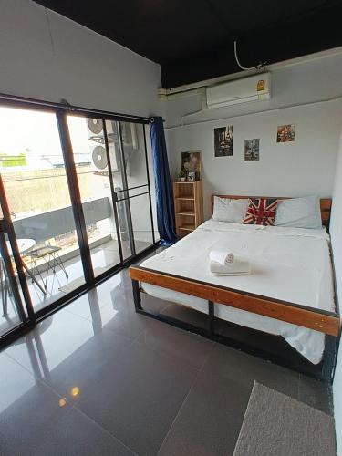 Huay Kaew Hostel | La Belle Nuit House