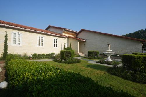 Sattahip House | La Villa des Chien