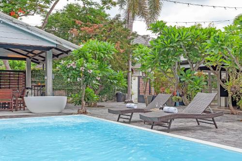 Chang Phueak Villa | Lanna Oasis Pool Villa near Nimman 5 min